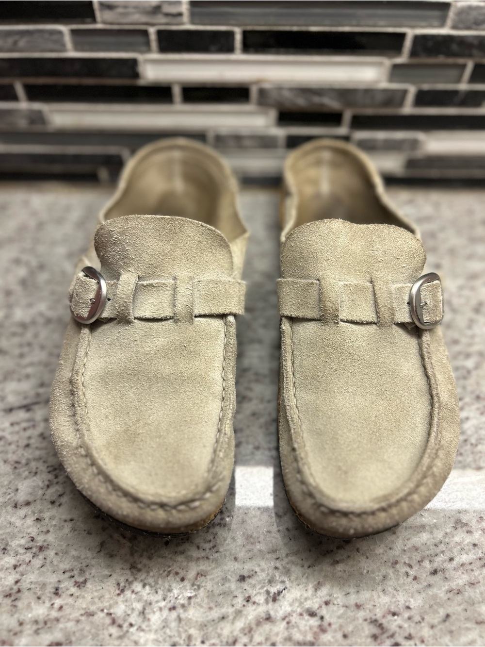 Birkenstock Buckley Beige Suede Clog with Buckle Accent size womens 8(39), mens6